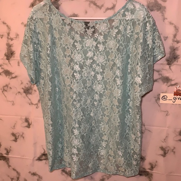 Large Aqua All Over Lace T Shirt Bobeau Shirt - Picture 6 of 13
